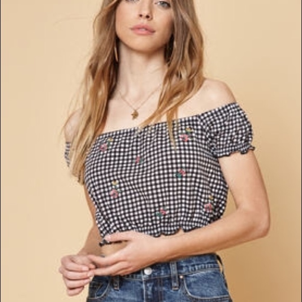 Kendall & Kylie Off-the-Shoulder Crop Top